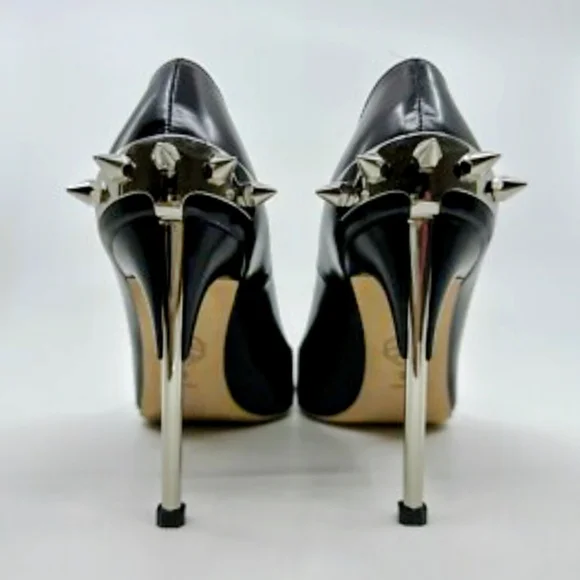 Alexander McQueen Black Spiked Heels - Picture 3 of 5